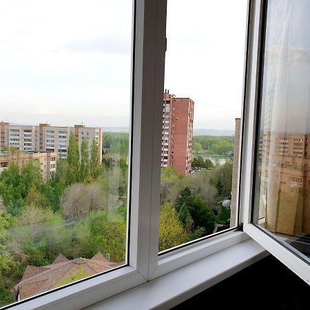 Apartment На Стрелке С Красивым Видом На Иртыш Ustʼ-Kamenogorsk المظهر الخارجي الصورة