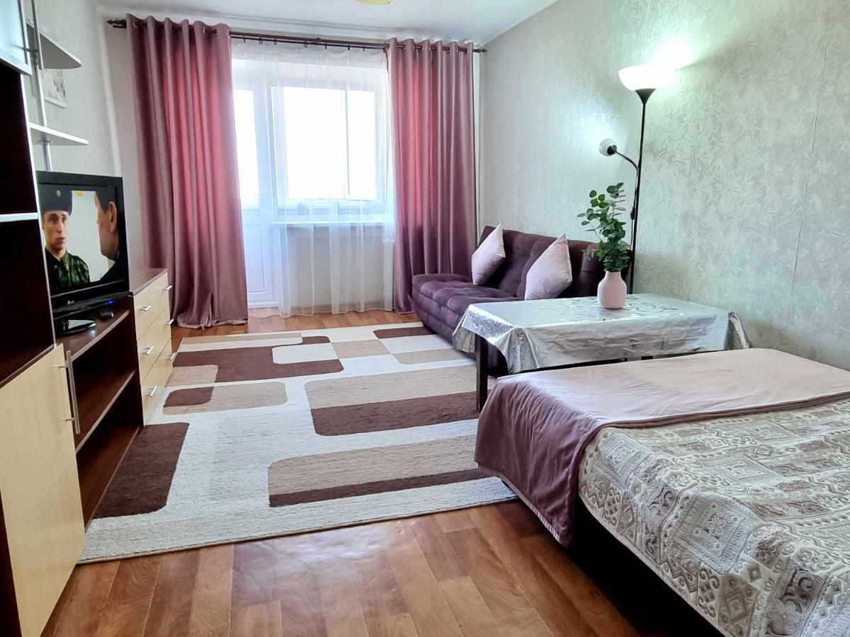 Apartment На Стрелке С Красивым Видом На Иртыш Ustʼ-Kamenogorsk المظهر الخارجي الصورة